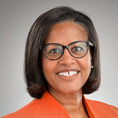 Tonnya Kohn headshot